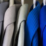 Nie kupuj – stylizuj! Jak ze zwykłych ciuchów stworzyć modny look?