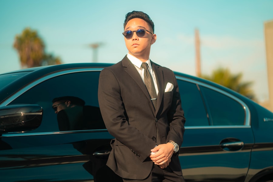 Photo Black suit