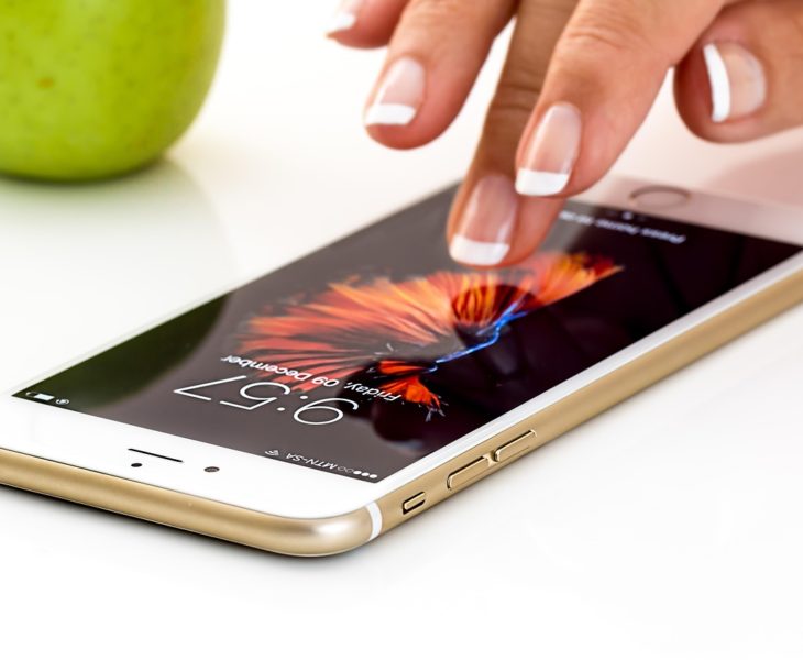 Aplikacja MEDICINE – inspirująca moda zawsze pod ręką