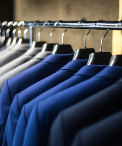 Co pasuje do granatowego? Odkryj 6 kolorów, które idealnie pasują!