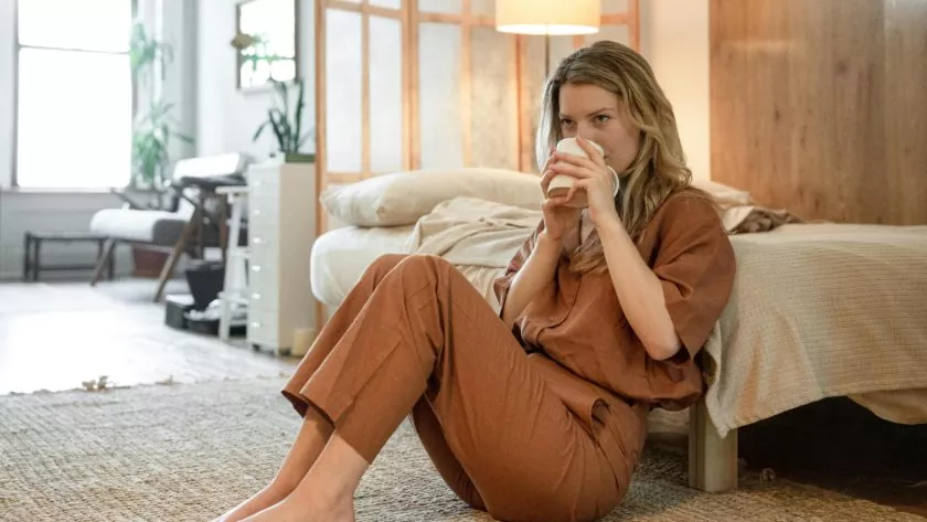 Co pasuje do karmelu? Sprawdź 4 kolory, które idealnie pasują do Twojej garderoby!